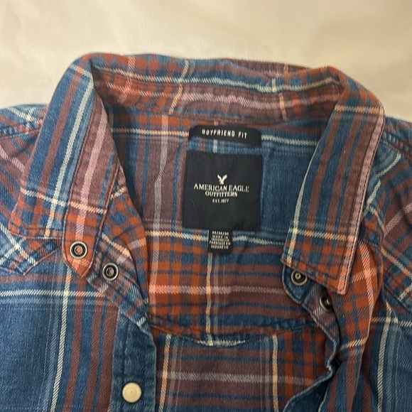 American Eagle Women’s Flannel - Picture 4 of 5